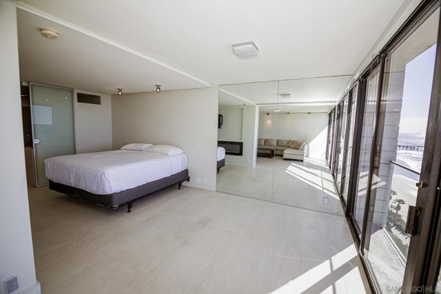 Image 23 of 38 For 4767 Ocean Blvd  712