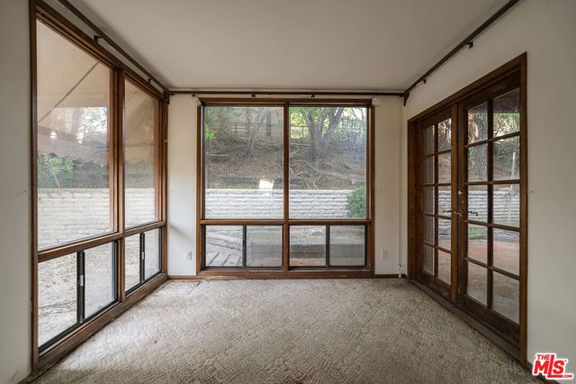 343 Santa Helena, Solana Beach CA: https://media.crmls.org/mediaz/137ba350-322d-4a93-bc75-1acdd814943c.jpg