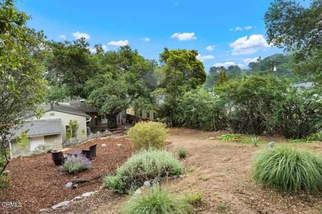 2009 Sierra Place, Glendale CA: https://media.crmls.org/mediaz/137c3904-fd7a-44b5-9fbb-fc4352014d0b.jpg