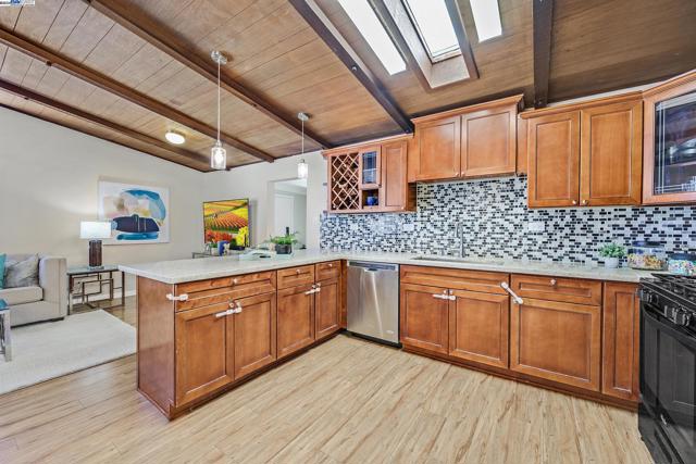 Image 19 of 52 For 2038 Boca Raton St