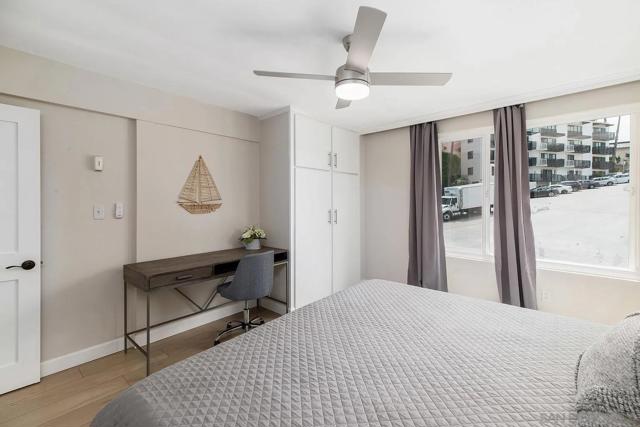 8040 Girard Ave, La Jolla CA: https://media.crmls.org/mediaz/13803846-98ee-4682-8466-a89f96626caa.jpg