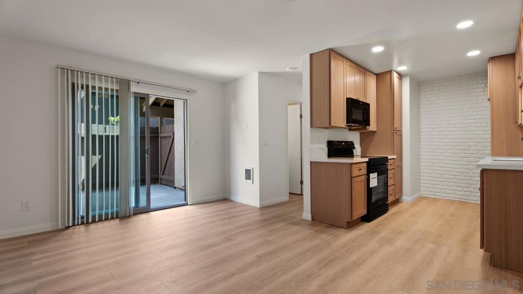 7806 Camino Tranquilo - photo 14