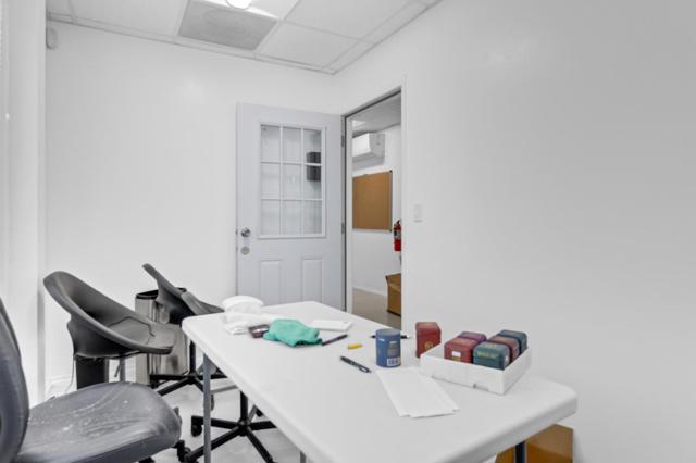 Image 13 of 45 For 991 Industrial Way