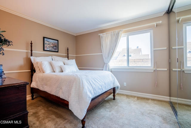 3578 Claridge Court, Simi Valley CA: https://media.crmls.org/mediaz/13836c98-3142-4925-9277-3330e9743de3.jpg
