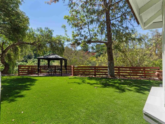 2277 Dunstan, Oceanside CA: https://media.crmls.org/mediaz/1383b47f-8be7-4751-8cd5-e8d652b72743.jpg