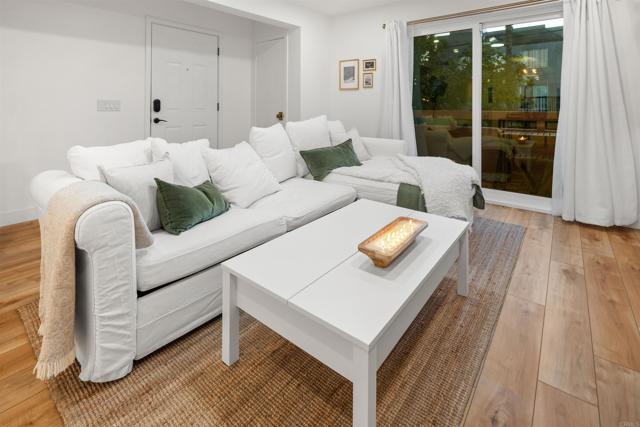 Detail Gallery Image 19 of 27 For 334 S Myers St #1,  Oceanside,  CA 92054 - 2 Beds | 2 Baths