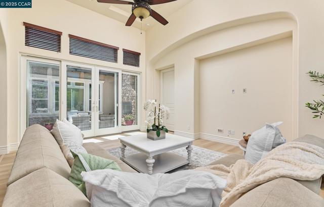 1681 Gamay Ln, Brentwood CA: https://media.crmls.org/mediaz/1388d604-e45f-430a-9add-2665956af38e.jpg