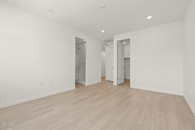 2402 Channel Drive, Ventura CA: https://media.crmls.org/mediaz/1389a4e2-e292-4611-bfa6-8d7a0bb0635b.jpg