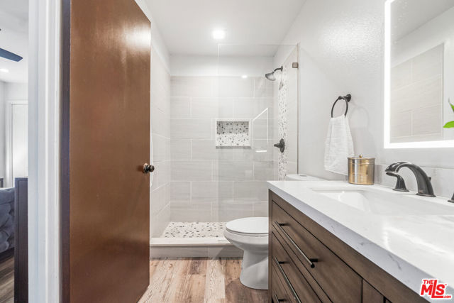 24613 Neptune Avenue, Carson CA: https://media.crmls.org/mediaz/1389e202-96cf-4e5d-96ad-40edf0686296.jpg
