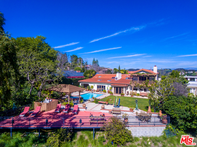 1363 Stradella Rd, Los Angeles, CA 90077