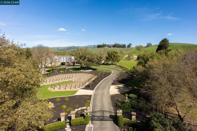 Image 8 of 60 For 5401 Penny Ln