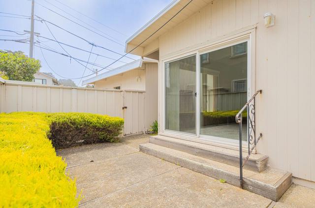 1051 Marcheta Lane, Pebble Beach CA: https://media.crmls.org/mediaz/138ae423-01de-4327-a609-e2c2ea88ce42.jpg