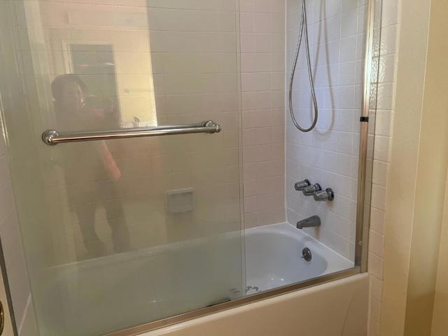 82 Crown Circle, South San Francisco CA: https://media.crmls.org/mediaz/138c7893-e93b-438c-bf69-a70312b7331d.jpg