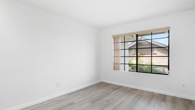 1265 Essex St, San Diego, California 92103, 2 Bedrooms Bedrooms, ,1 BathroomBathrooms,Condominium,For Sale,Essex St,250020648SD