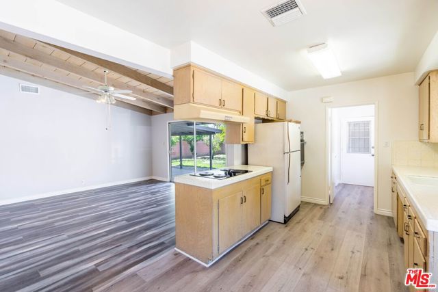 15503 CHASE Street photo 4