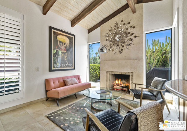 1347 Primavera Drive, Palm Springs CA: https://media.crmls.org/mediaz/138d2da1-f49f-48c7-8443-ffb3e3fc315e.jpg