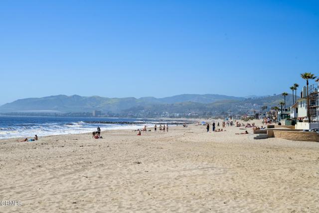 2666 Bayshore Avenue, Ventura CA: https://media.crmls.org/mediaz/138fdce6-5ebb-4b27-a3f5-dbf602562000.jpg