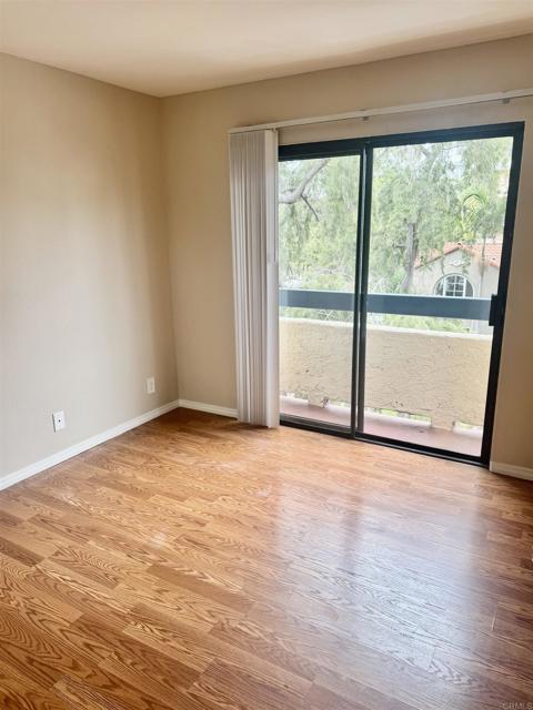100 N Clark Drive, Los Angeles CA: https://media.crmls.org/mediaz/13907e9c-9db2-4bbc-a99a-c52f4641638a.jpg
