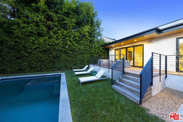 123 S Kilkea Drive, Los Angeles CA: https://media.crmls.org/mediaz/1390976d-485c-4609-a232-7c0343c350d2.jpg