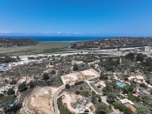 3854 56 Via Del Mar, San Diego CA: https://media.crmls.org/mediaz/1390dfed-939a-4adf-a34d-28b8393924b8.jpg