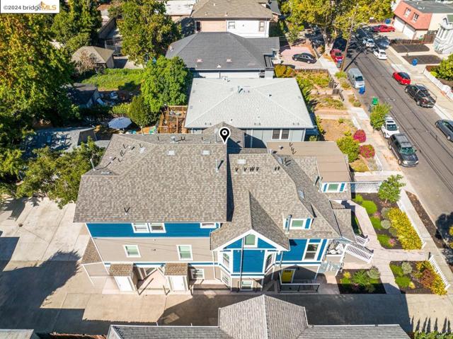 Image 13 of 25 For 2060 San Antonio Ave
