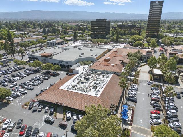 118 Salice Way, Campbell CA: https://media.crmls.org/mediaz/1392192a-5f58-486e-bf86-20c999f8036e.jpg