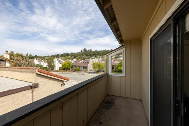 2146 Penasquitas Drive, Aptos CA: https://media.crmls.org/mediaz/1392f824-e9df-43aa-90f4-6e35faaafffc.jpg