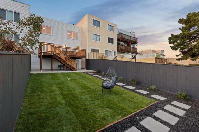 2629 San Jose Avenue, San Francisco CA: https://media.crmls.org/mediaz/13934fe4-9b1a-4305-9c28-6218fbce06e2.jpg