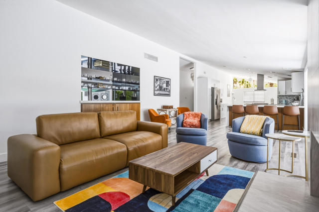 1890 S Navajo Drive, Palm Springs, CA 92264