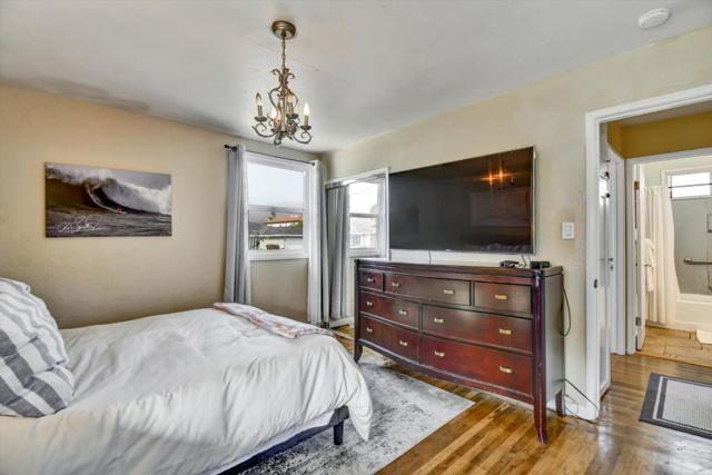 847 Arguello Boulevard, Pacifica CA: https://media.crmls.org/mediaz/139362d2-c8e3-40b3-9dfc-9cbc4a0ff6a0.jpg