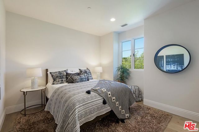 2125 Birnam Wood Drive, Santa Barbara CA: https://media.crmls.org/mediaz/1393d0b1-9783-400b-b310-8e9b41fdba84.jpg