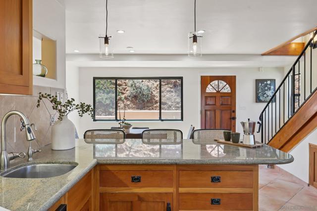 974 Via Hillview, Fallbrook CA: https://media.crmls.org/mediaz/1393d8bc-2bdc-447c-b37d-e1660bcc5f25.jpg