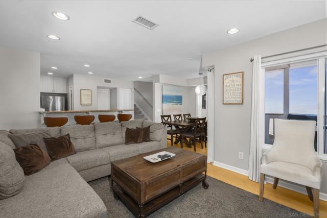 735 Jersey Court, San Diego CA: https://media.crmls.org/mediaz/139448b8-2865-4e25-858e-6b17f753a2db.jpg