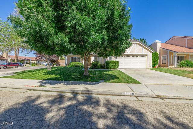 Image 2 for 44620 Grove Ln, Lancaster, CA 93534