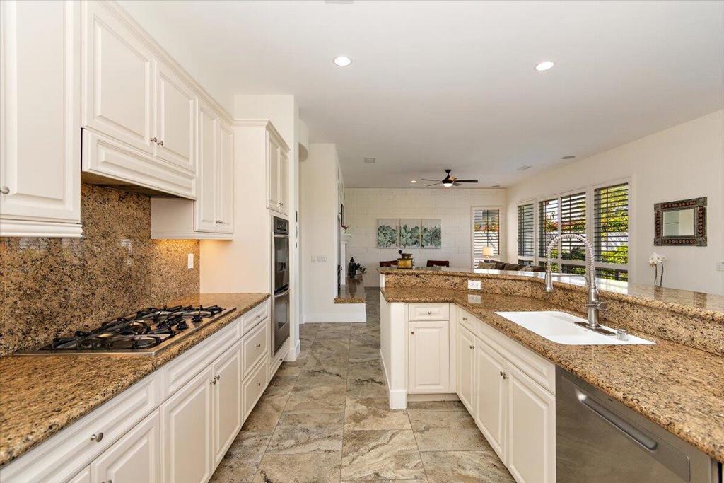 MLS #219136865DA image #19