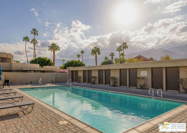 473 E Bradshaw Lane #10, Palm Springs, CA 92262