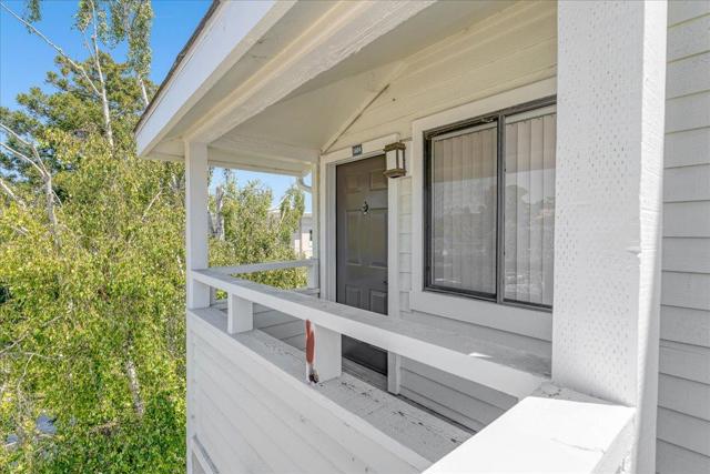 41 Grandview Street, Santa Cruz CA: https://media.crmls.org/mediaz/13954aa4-dae9-4323-91e5-08ba4df11e0d.jpg