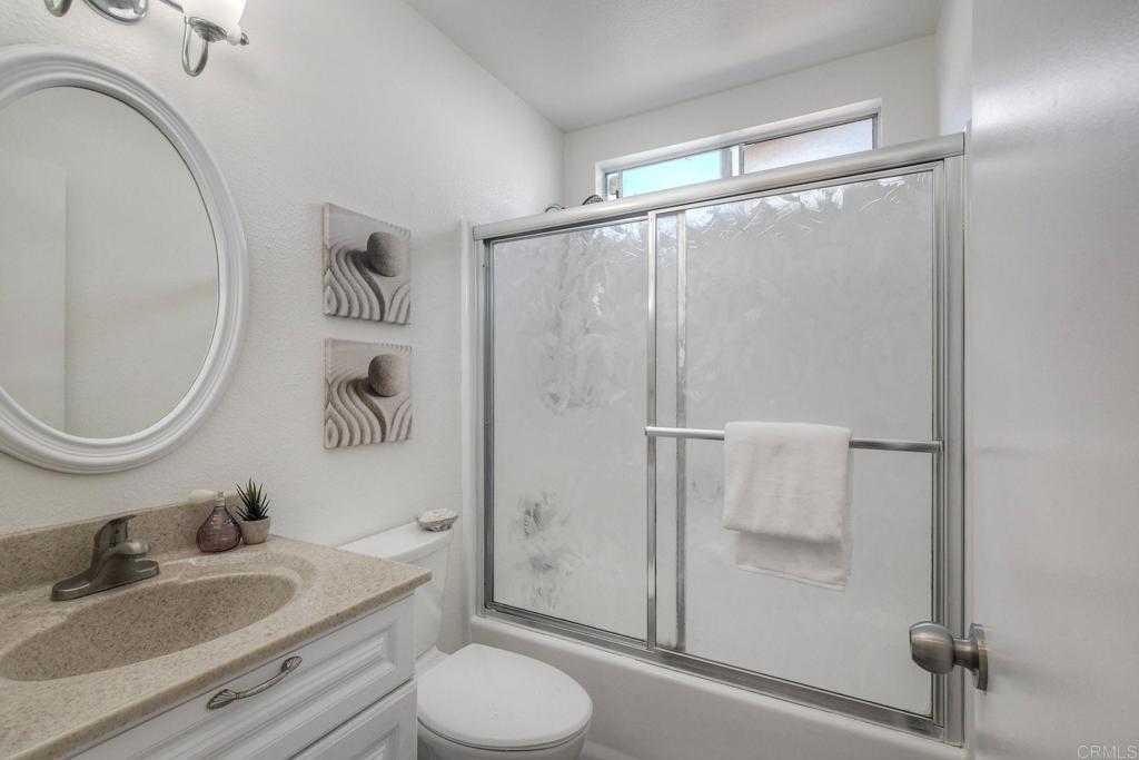 4545 Golden Ridge Dr - photo 17