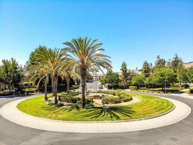 Image 39 of 44 For 327 Brookview Way