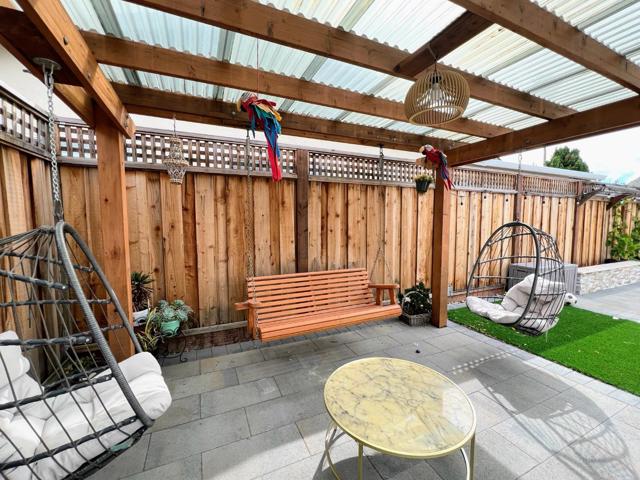 906 Crane Avenue, Foster City CA: https://media.crmls.org/mediaz/1398deac-3893-4156-982d-2f2062d54744.jpg