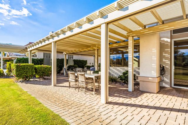 821 Deer Haven Circle, Palm Desert, CA 92211