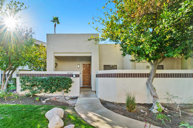 67837 N Portales Drive, Cathedral City CA: https://media.crmls.org/mediaz/139aa70f-b5a0-4d44-b042-7db8d3400f4c.jpg