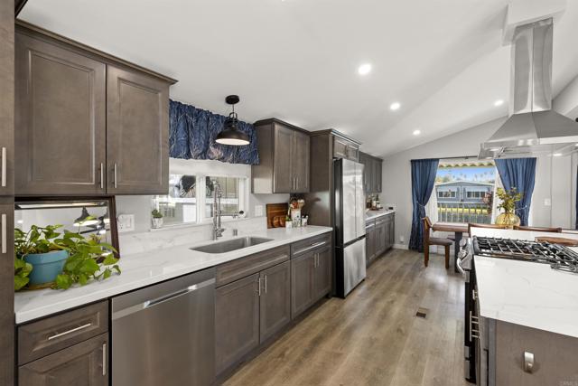 Detail Gallery Image 24 of 57 For 276 N El Camino Real #172,  Oceanside,  CA 92058 - 2 Beds | 2 Baths