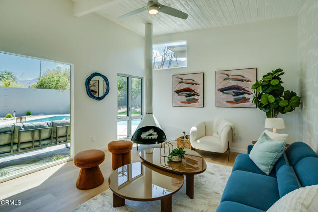 2839 N Davis Way, Palm Springs CA: https://media.crmls.org/mediaz/139b528d-4fbf-4f28-b8ed-cd0f67ede37c.jpg