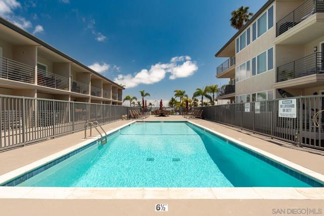 1021 Scott St, San Diego, California 92106, ,1 BathroomBathrooms,Condominium,For Sale,Scott St,250019090SD