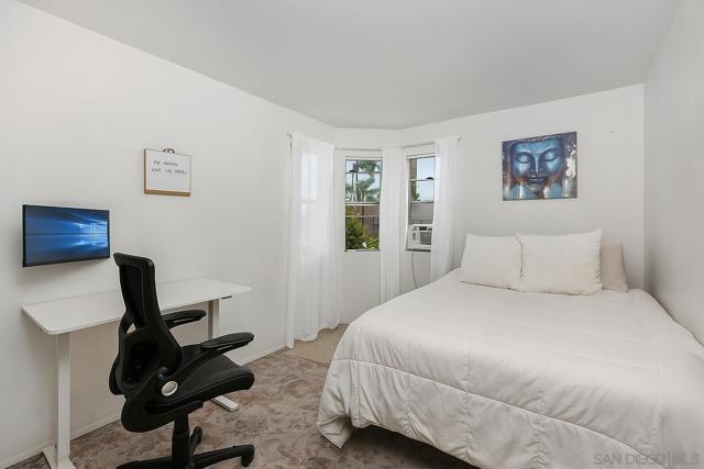 972 8 Sapphire St, San Diego CA: https://media.crmls.org/mediaz/139bead4-90aa-43aa-9058-6d2c735d3241.jpg
