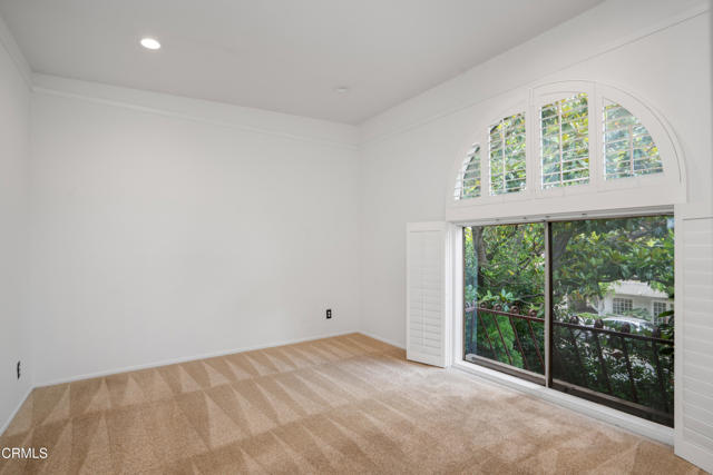1850 Midvale Avenue, Los Angeles CA: https://media.crmls.org/mediaz/139bf208-152e-4c88-9e20-ebc779153405.jpg