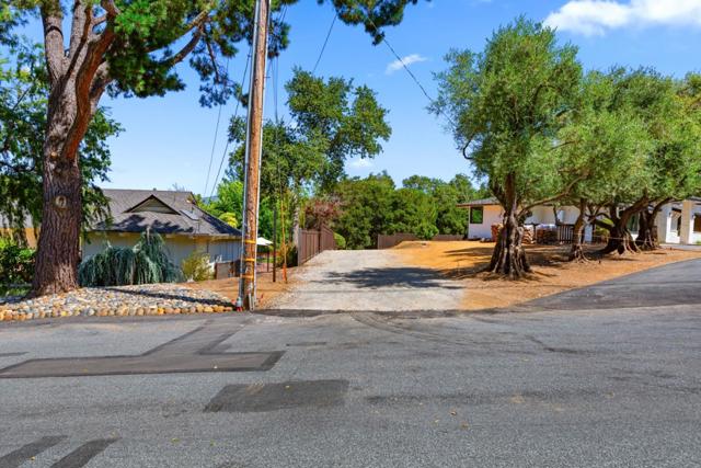 16070 Matilija Drive, Los Gatos CA: https://media.crmls.org/mediaz/139c8358-9074-44f6-83e2-8cccce3e60e1.jpg