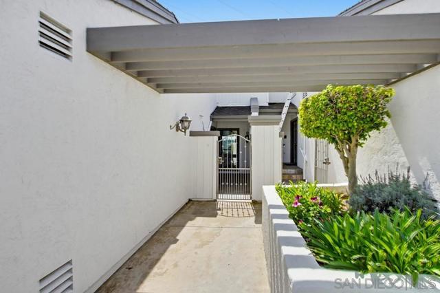 1366 Camino Lujan, San Diego CA: https://media.crmls.org/mediaz/139cddd2-19b8-49b1-97e6-4eaa0fd45a6a.jpg