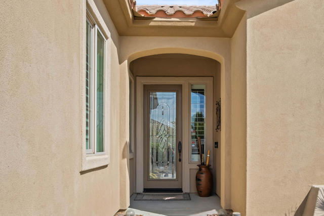 80166 Avenida Aliso, Indio CA: https://media.crmls.org/mediaz/139ea180-b15b-40ab-91bd-6af189325fb1.jpg